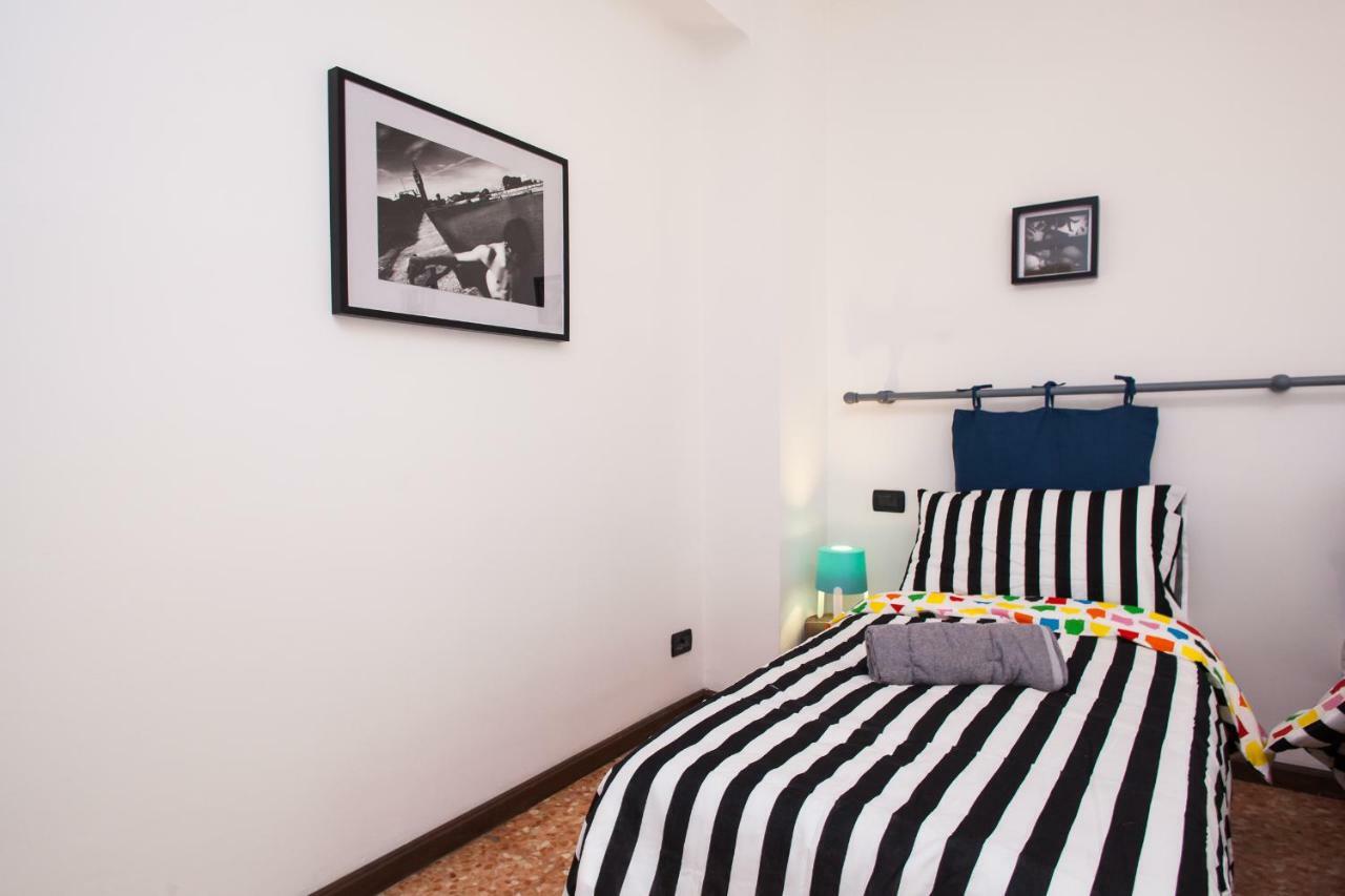 Casa Liberta - Downtown Modern Apartment With Airconditioning Санремо Экстерьер фото