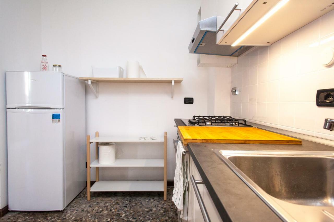 Casa Liberta - Downtown Modern Apartment With Airconditioning Санремо Экстерьер фото