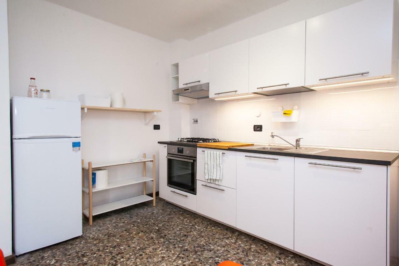 Casa Liberta - Downtown Modern Apartment With Airconditioning Санремо Экстерьер фото