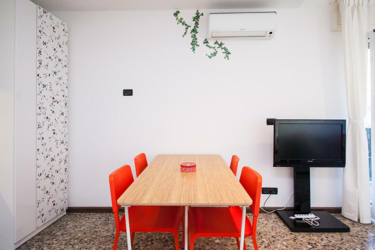 Casa Liberta - Downtown Modern Apartment With Airconditioning Санремо Экстерьер фото