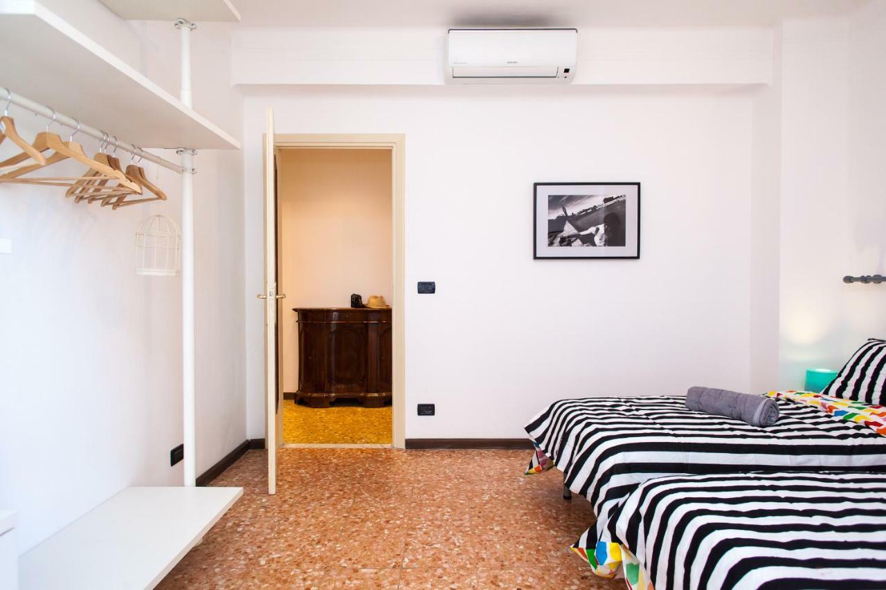 Casa Liberta - Downtown Modern Apartment With Airconditioning Санремо Экстерьер фото
